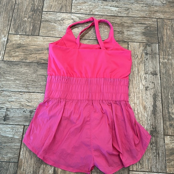 Peach love California Harper Cross Over Back Sporty Romper pink medium - Picture 5 of 5